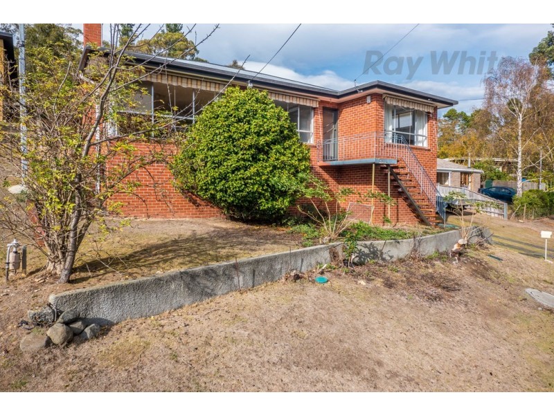 70 Brushy Creek Road, Lenah Valley TAS 7008