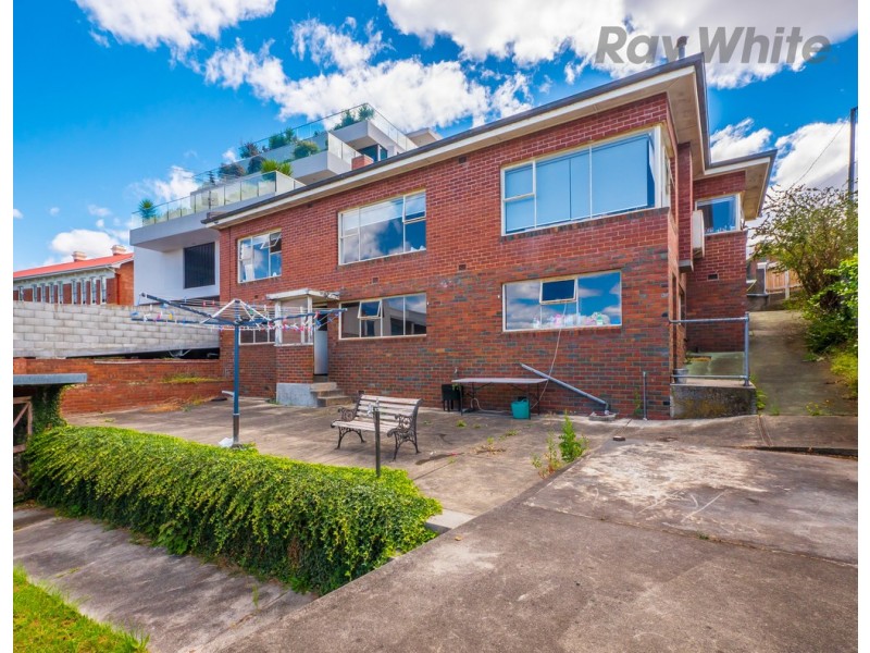 16 Ellerslie Road, Battery Point TAS 7004