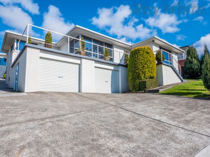 24 Girrabong Road, Lenah Valley TAS 7008