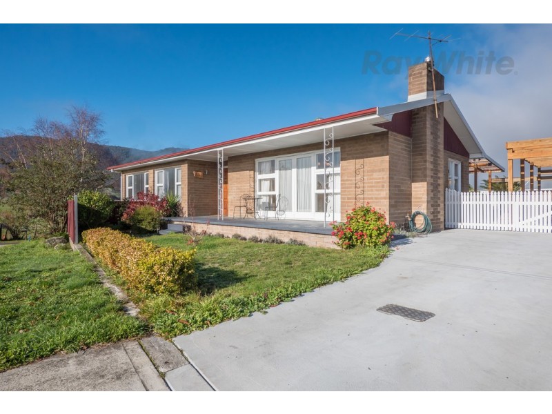 6 Pine Lane, Huonville TAS 7109