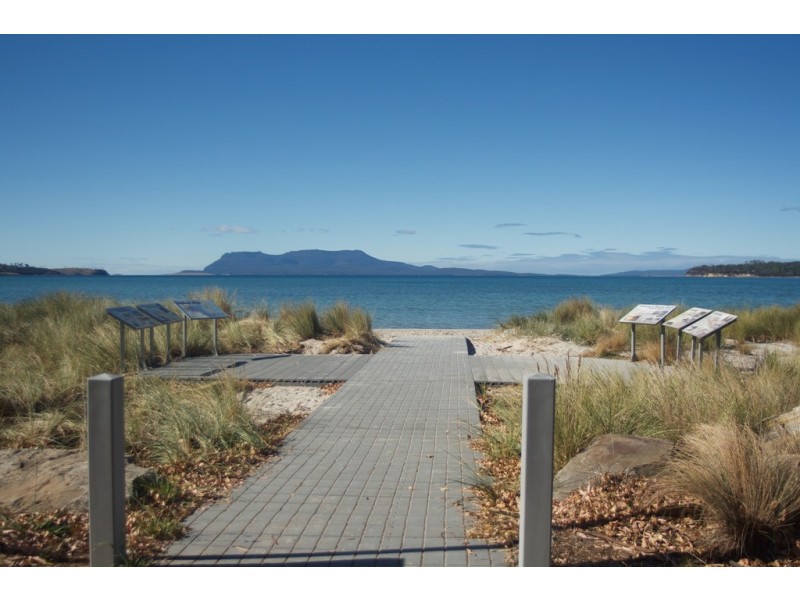 ‘ Bariloche ‘, Orford TAS 7190