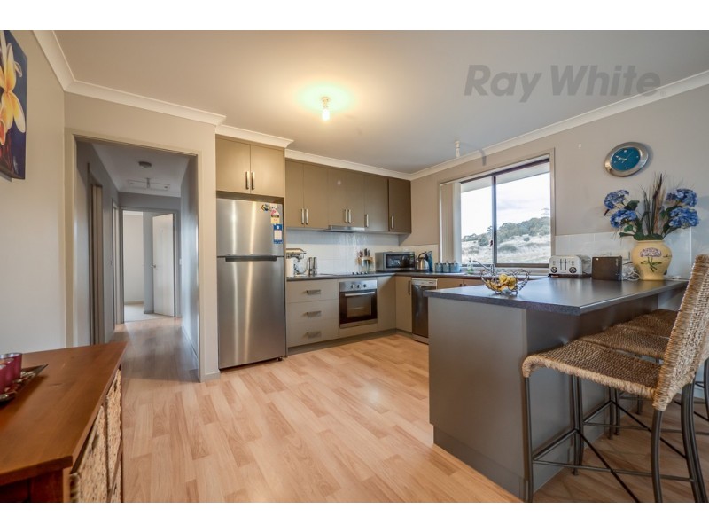 16 Leila Street, New Norfolk TAS 7140