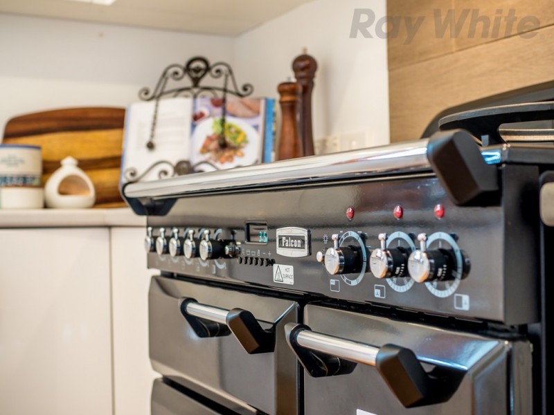 2 Clare Street, New Town TAS 7008