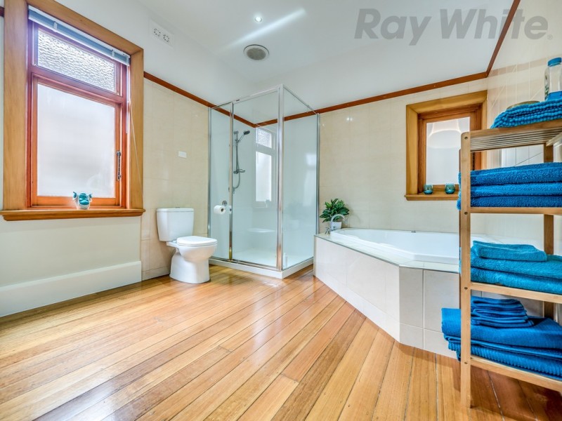 2 Clare Street, New Town TAS 7008