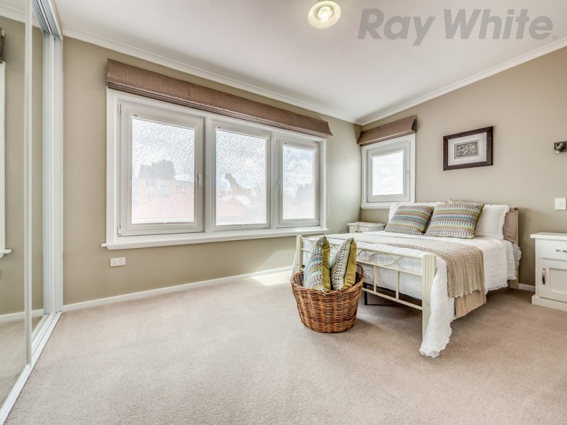 2 Clare Street, New Town TAS 7008