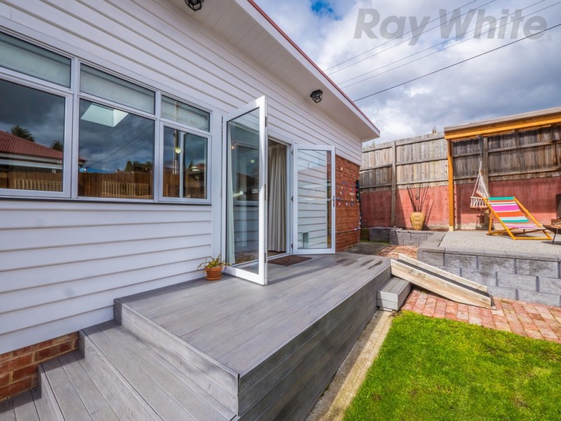 2 Clare Street, New Town TAS 7008