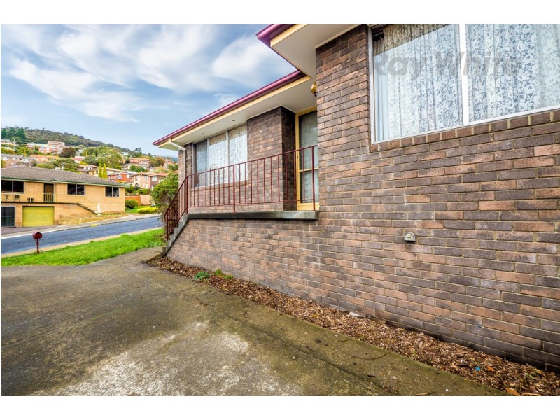 14 Kilander Crescent, Berriedale TAS 7011