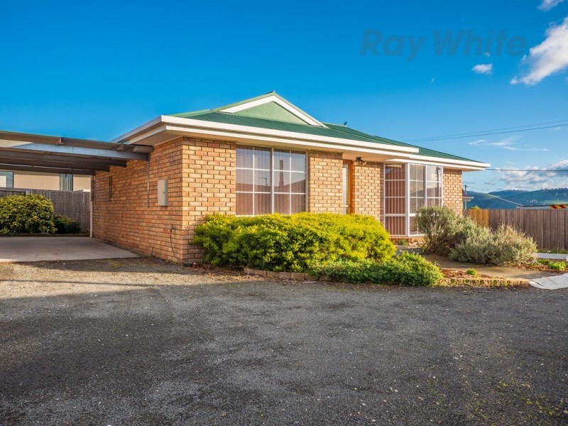 2/2 Hildergard Court, Brighton TAS 7030