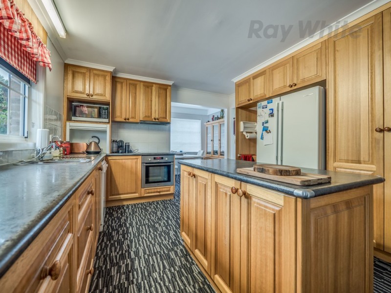 2 Timbertop Drive, Blackmans Bay TAS 7052