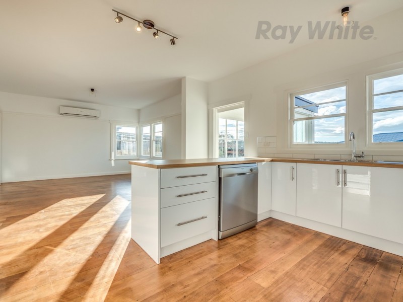 24 Clarence Street, Bellerive TAS 7018