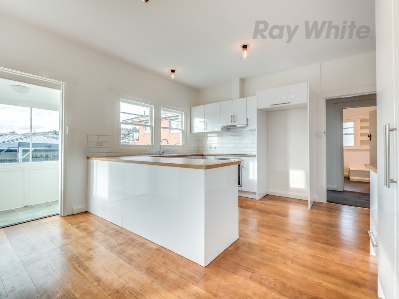 24 Clarence Street, Bellerive TAS 7018