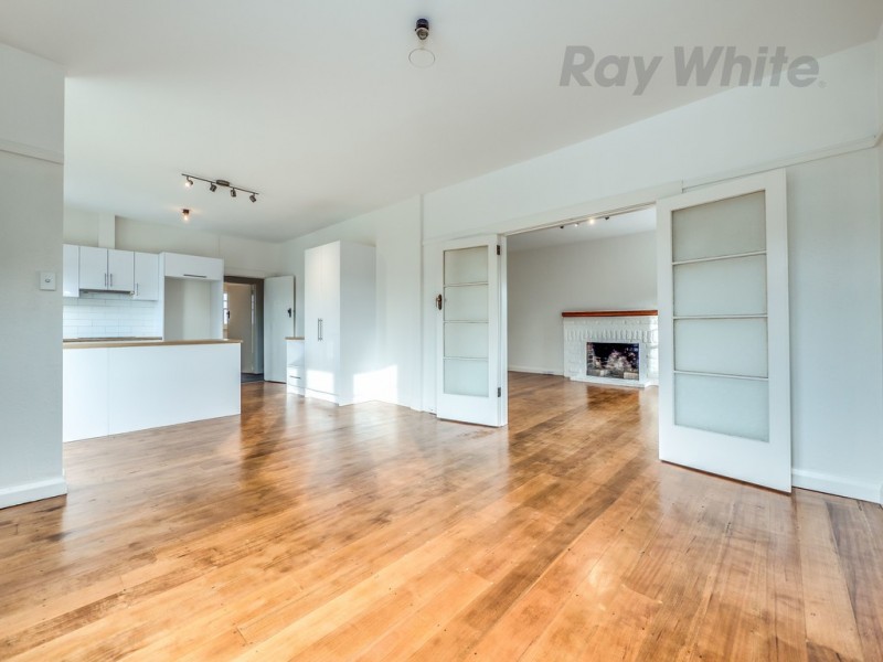 24 Clarence Street, Bellerive TAS 7018