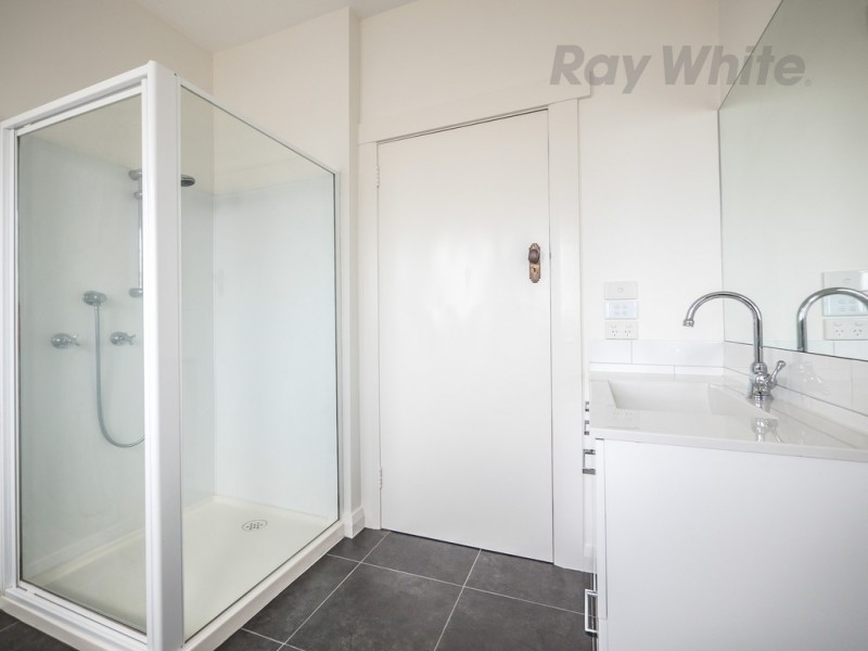 24 Clarence Street, Bellerive TAS 7018