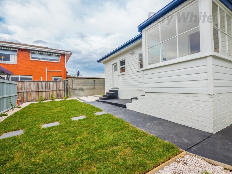 24 Clarence Street, Bellerive TAS 7018