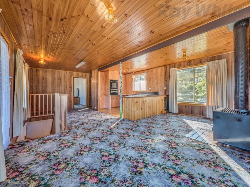 192 White Beach Road, White Beach TAS 7184