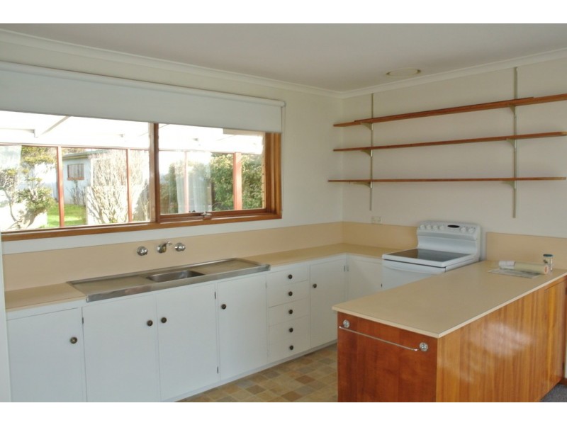 1 Esplanade, Somerset TAS 7322