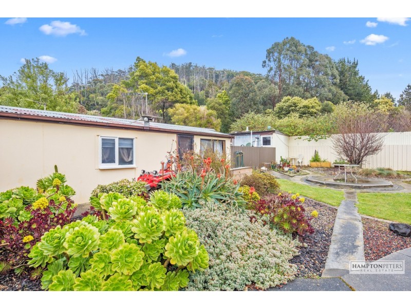 16 Hogarth Road, Sulphur Creek TAS 7316