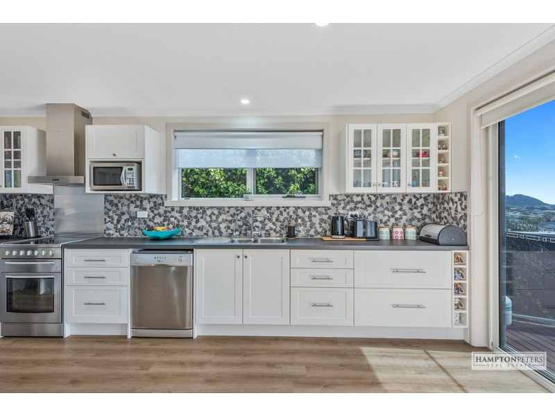 3 Pelissier Street, Somerset TAS 7322