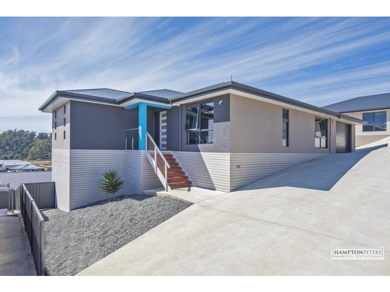 2/9 Platinum Drive, Park Grove TAS 7320