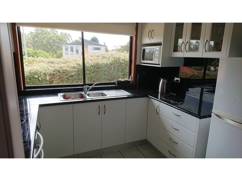 18 Ramsden Street, Somerset TAS 7322