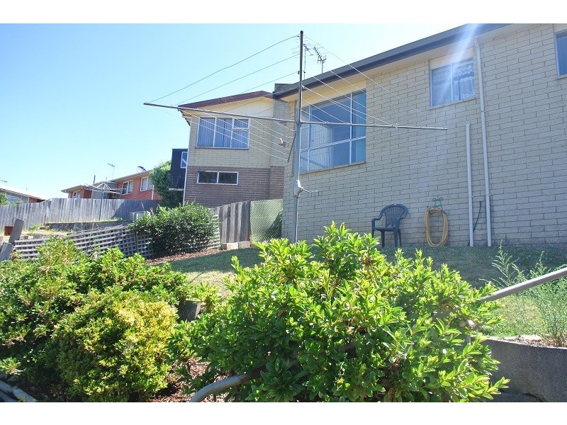 2/11 Bathurst Street, Burnie TAS 7320