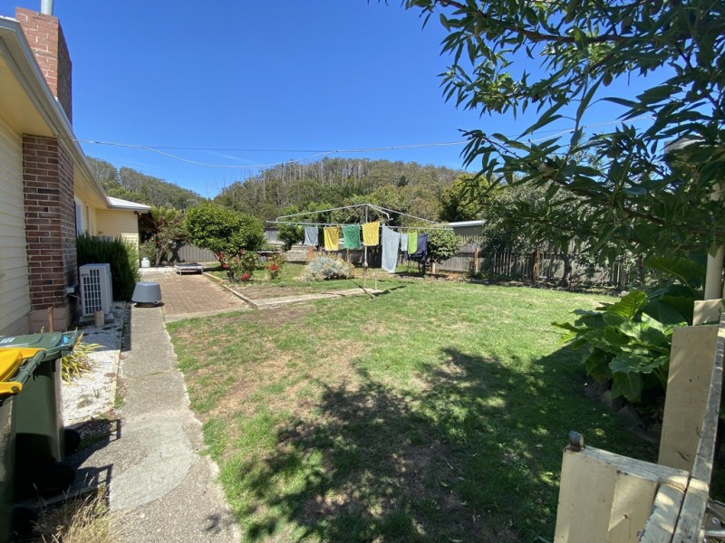 6 Hogarth Road, Sulphur Creek TAS 7316