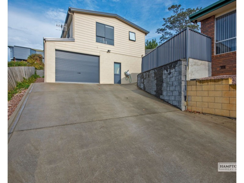 Park Grove TAS 7320