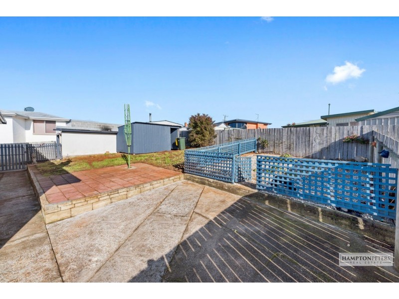 6 Winter Avenue, Upper Burnie TAS 7320