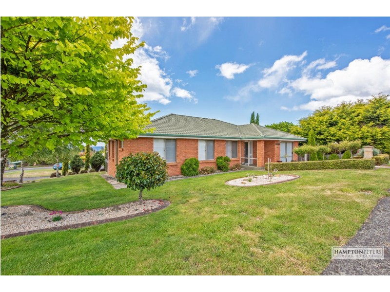 110 Upper Maud Street, West Ulverstone TAS 7315