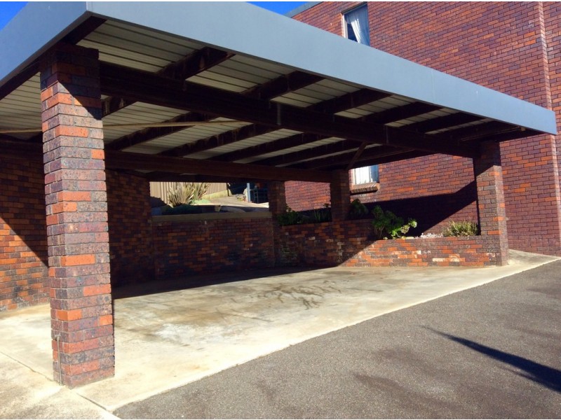 2/9-11 The Boulevard, Hillcrest TAS 7320