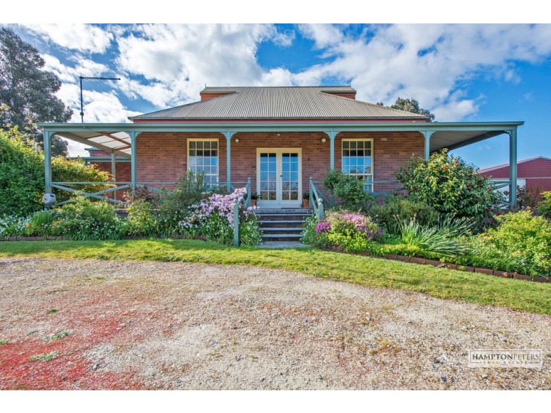 104 South Road, West Ulverstone TAS 7315