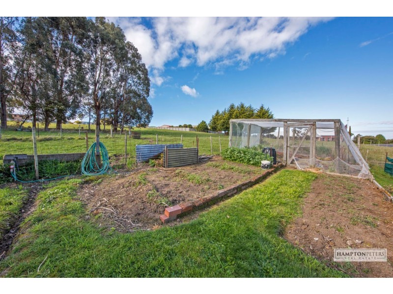 104 South Road, West Ulverstone TAS 7315