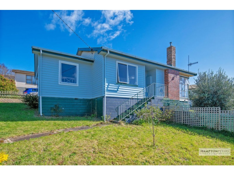 23 Woodward Avenue, Hillcrest TAS 7320