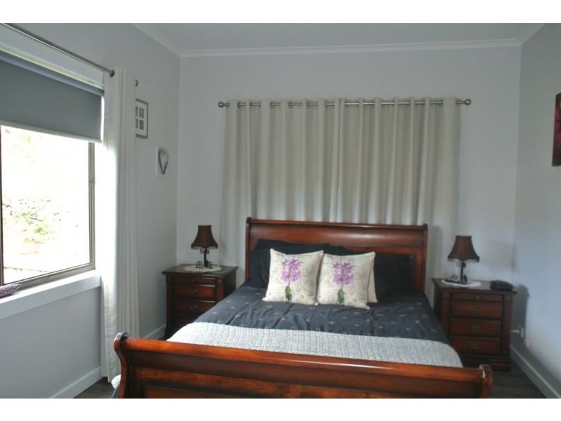 34 West Mooreville, Park Grove TAS 7320