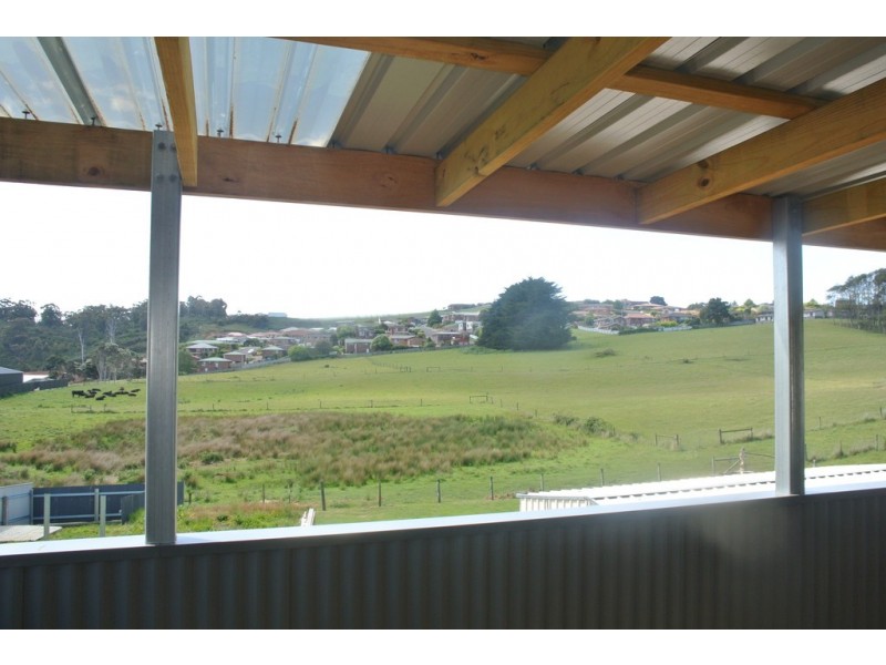 34 West Mooreville, Park Grove TAS 7320