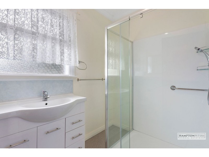 4 Reeve Street, Somerset TAS 7322