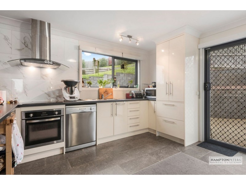 25a Grandview Avenue, Park Grove TAS 7320