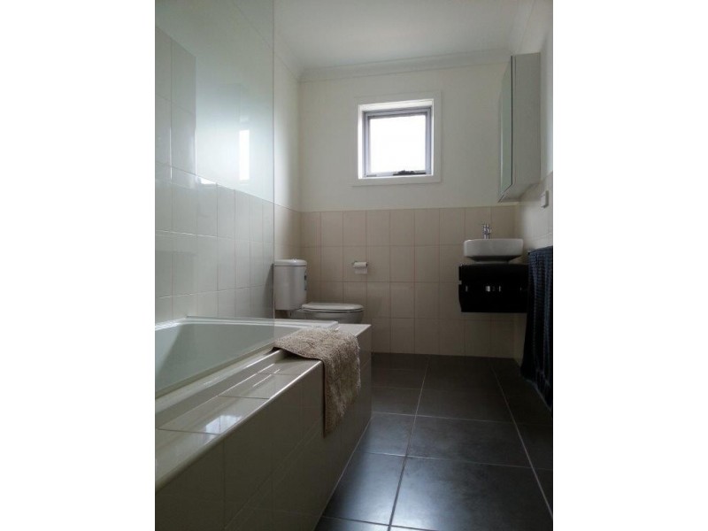 1/7 Edwin Place, Park Grove TAS 7320