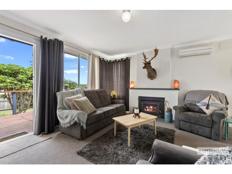 72 Simpson Street, Somerset TAS 7322