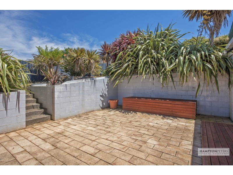 6 Sampson Street, Hillcrest TAS 7320