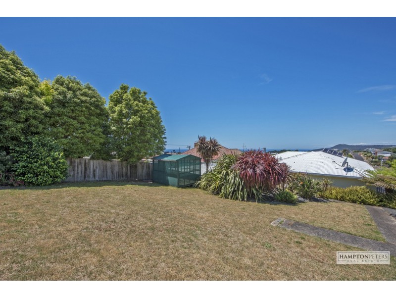 6 Sampson Street, Hillcrest TAS 7320