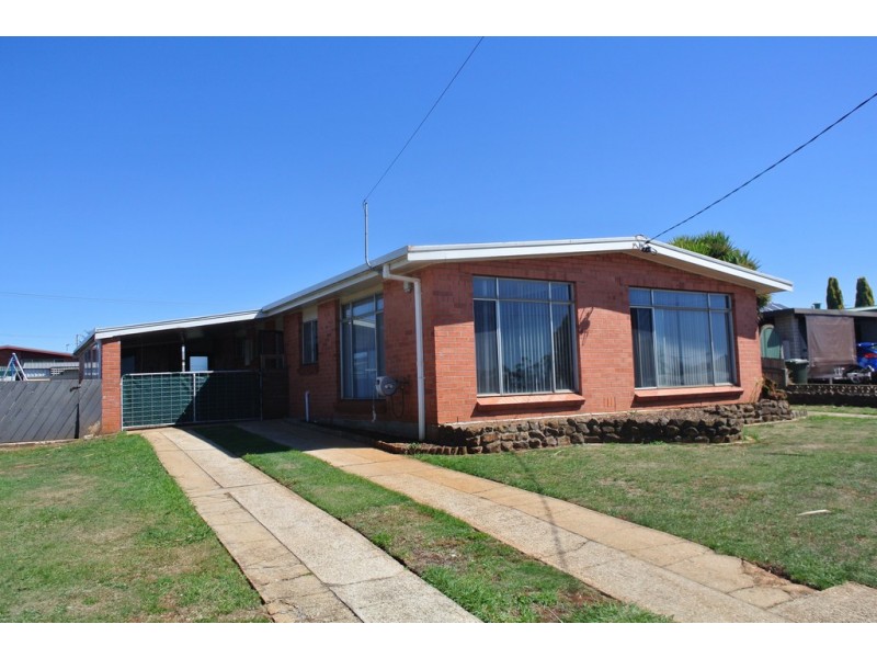 9 Oonah Crescent, Somerset TAS 7322