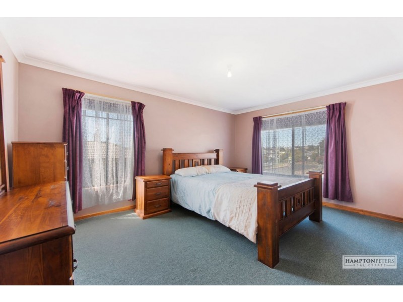 24 Grenville Street, Hillcrest TAS 7320
