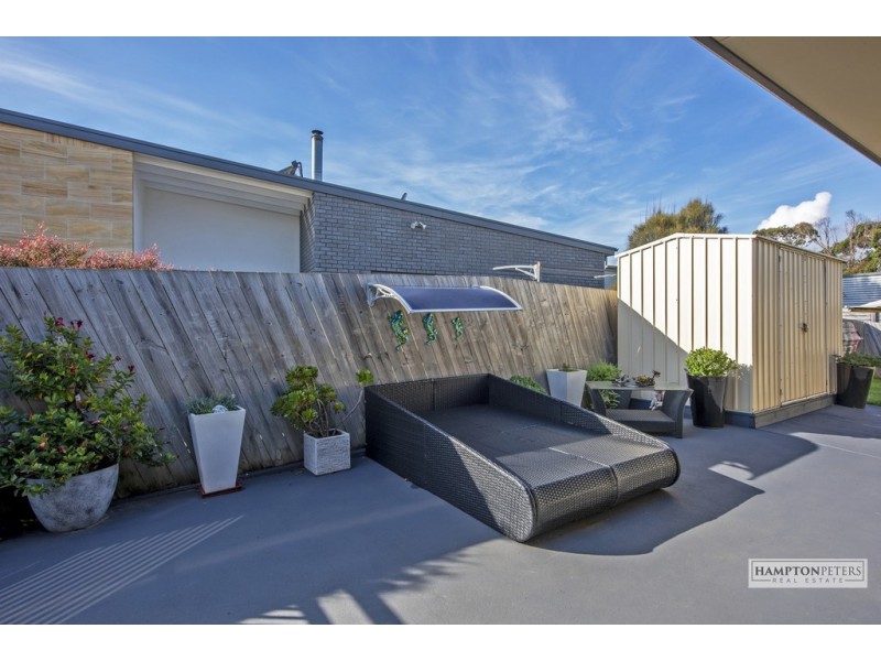 16 Turners Avenue, Turners Beach TAS 7315