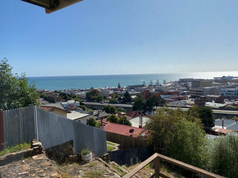 12 Pleasant Street, Burnie TAS 7320