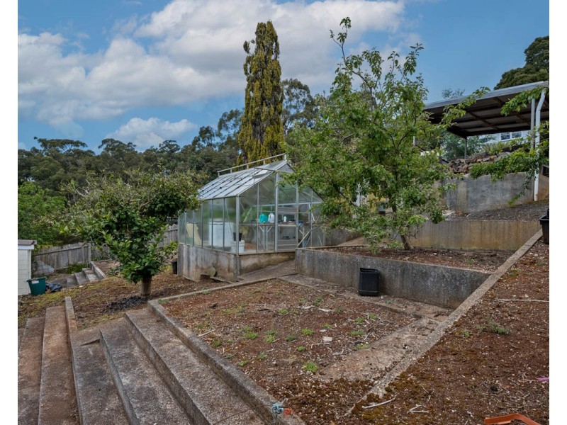 Emu Heights TAS 7320