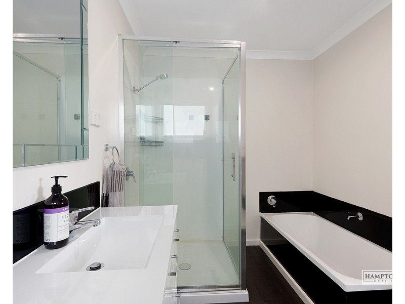 Parklands TAS 7320