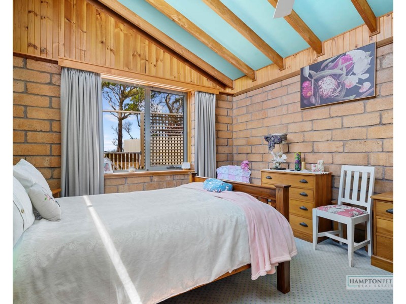 Hellyer TAS 7321