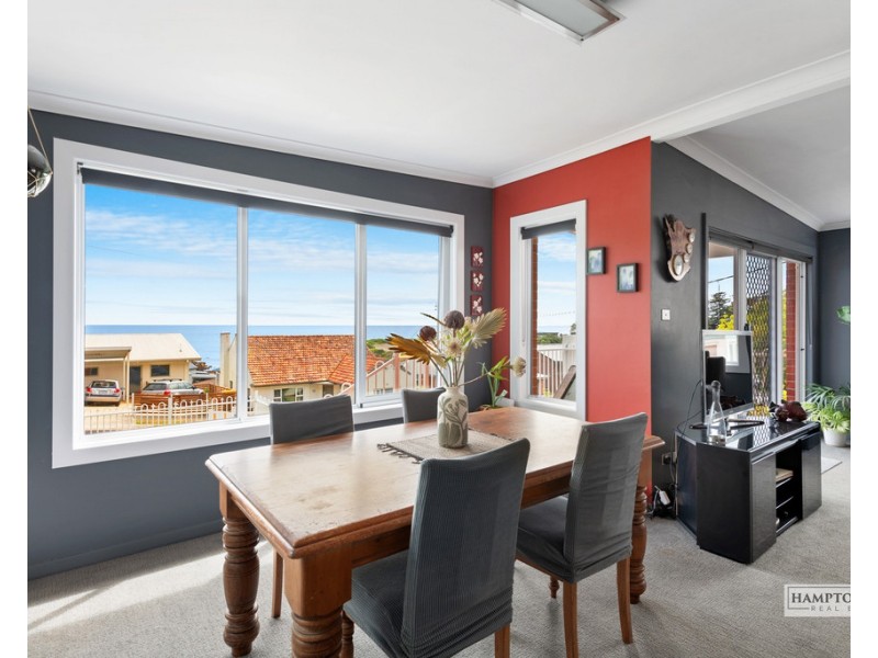 Parklands TAS 7320