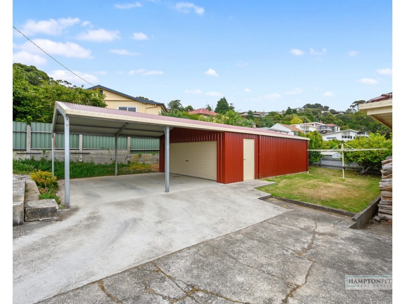 Parklands TAS 7320
